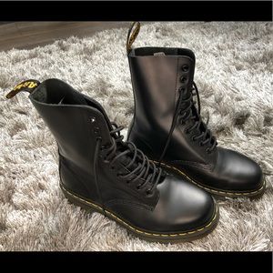 Dr. Marten’s 1460, Women’s size 8